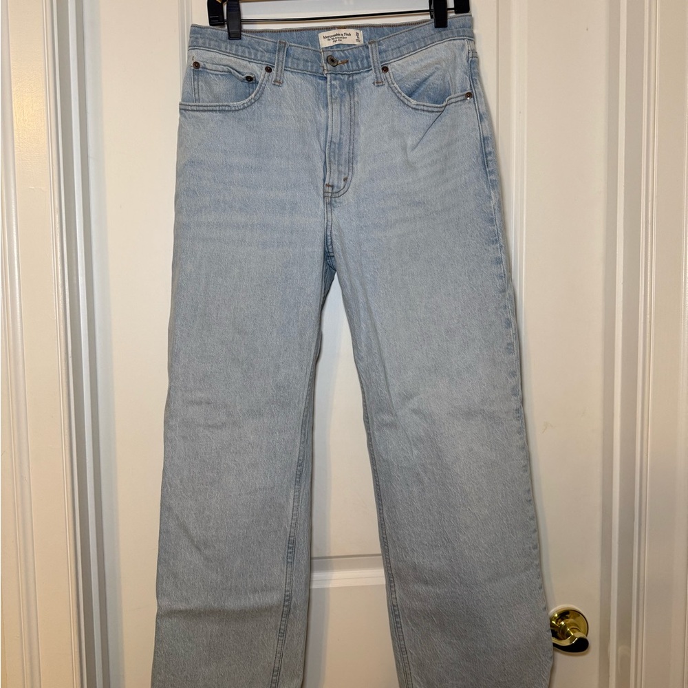 Abercrombie 90s relaxed jean high rise